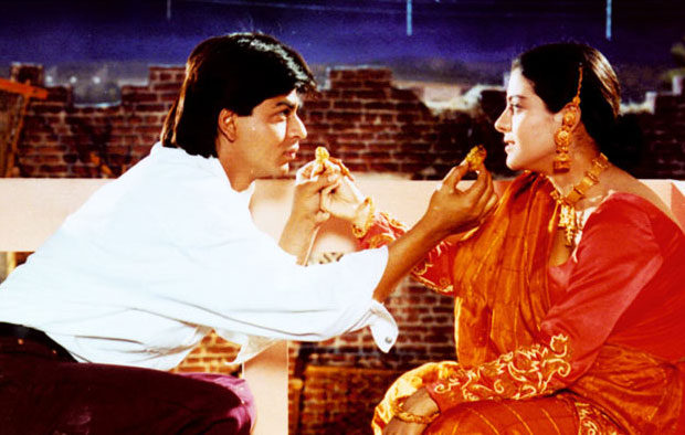 still from movie 'Dilwale Dulhania Le Jayenge (1995)'