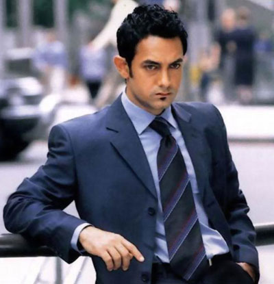 Aamir Khan in a still from movie 'Dil Chahta Hai (2001)'
