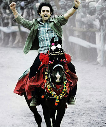 Aamir Khan in a still from movie 'Rang De Basanti (2006)'