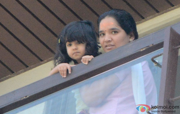 Akshay Kumar Daughter Nitara Snapped At His House