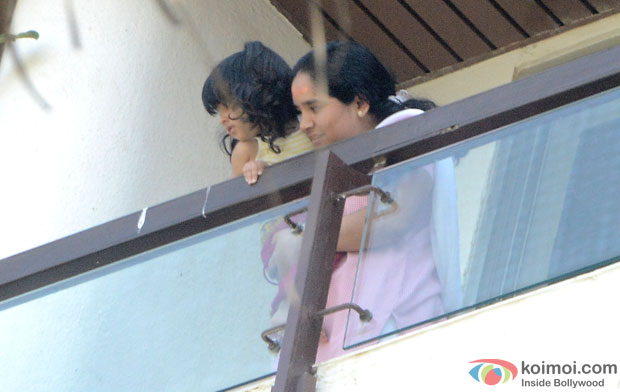 Akshay Kumar Daughter Nitara Snapped At His House