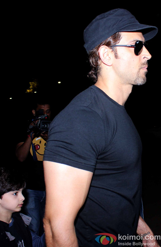 Hridaan and Hrithik Roshan snapped at Airport