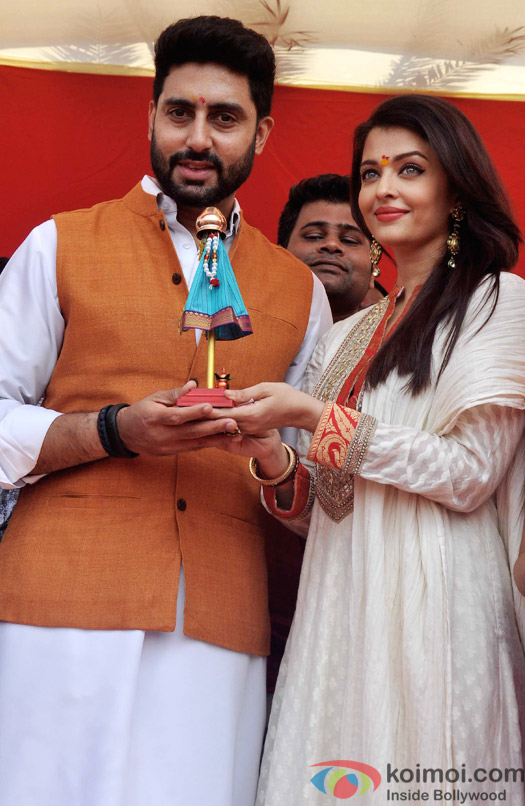 Abhishek Bachchan & Aishwarya Rai Bachchan Celebrate Gudhi Padva
