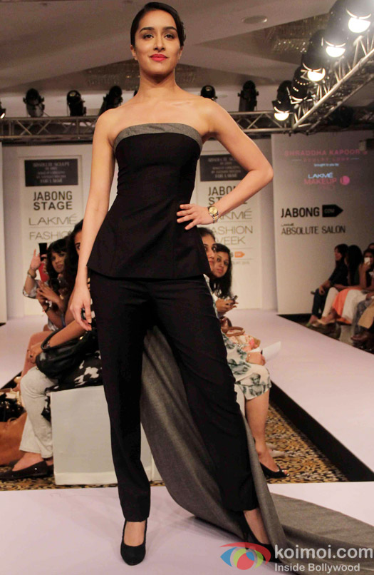 Shraddha Kapoor Walks The Ramp For Absolute Sculpt Show Shraddha Kapoor Walks The Ramp For Absolute Sculpt Show