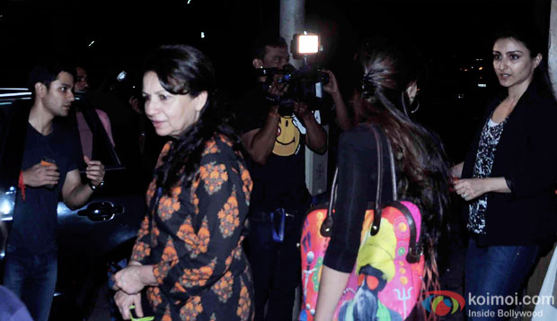 Kunal Khemu,  Sharmila Tagore and Soha Ali Khan Snapped At Saif Ali Khan's House