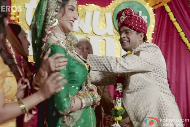 Kangana Ranaut and R. Madhavan in 'Banno Tera Swagger' song still from movie 'Tanu Weds Manu Returns'