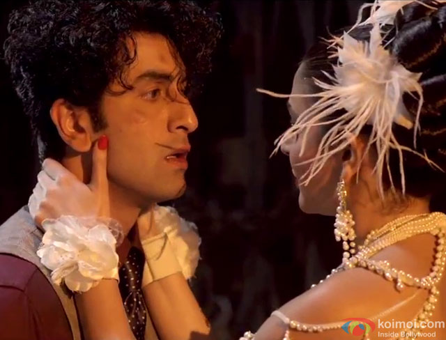 Ranbir Kapoor and Anushka Sharma in a 'Naak Pe Gussa' song still from movie 'Bombay Velvet'