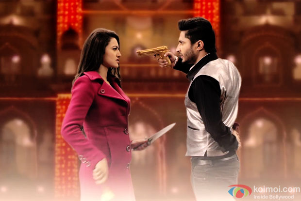 Gauahar Khan and Jassi Gill in a still from movie 'Oh Yaara Ainvayi Ainvayi Lut Gaya' 