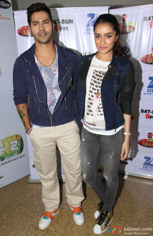 Varun Dhawan and Shraddha Kapoor during the promotion of movie '(ABCD 2) – Any Body Can Dance 2' on the sets of Dance India Dance Super Moms 2
