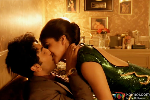 Ranbir Kapoor and Anushka Sharma in a still from movie 'Bombay Velvet'