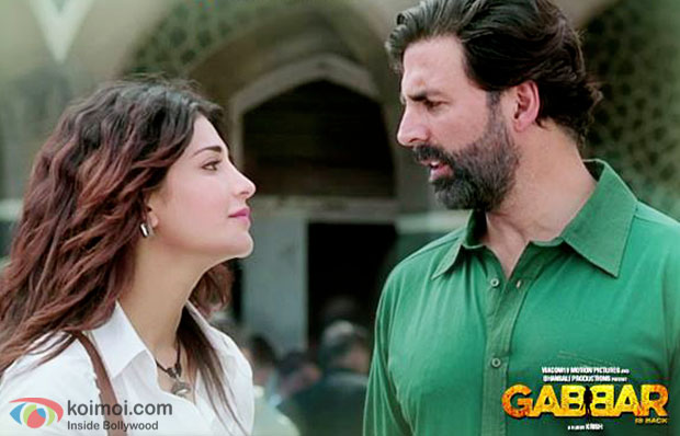 Shruti Hassan and Akshay Kumar in a still from movie 'Gabbar Is Back'