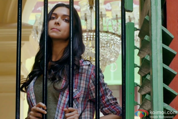 Deepika Padukone in a still from movie 'Piku'