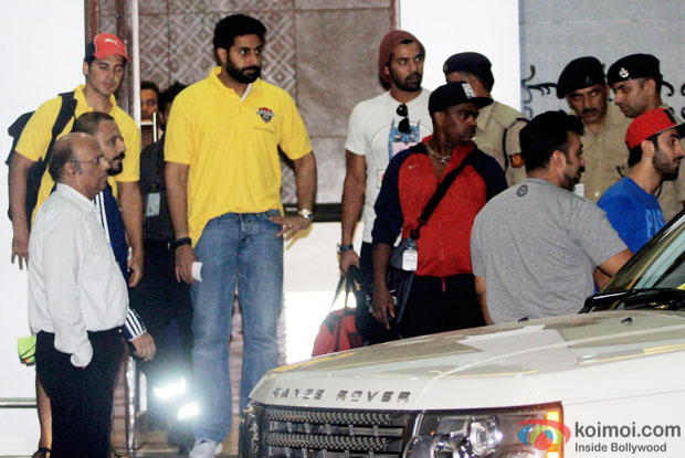 Abhishek Bachchan Spotted At Airport Abhishek Bachchan Spotted At Airport