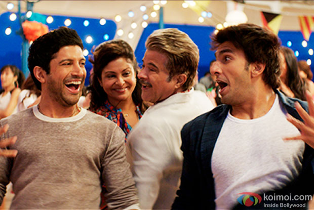 Farhan Akhtar, Shefali Shah, Anil Kapoor and Ranveer Singh in a still from movie 'dil Dhadakne Do'