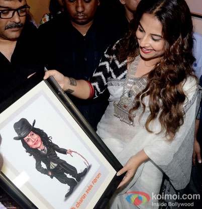 Vidya Balan Snapped At The Inauguration Of Exhibition Chaplin Lines