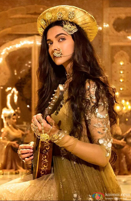 Deepika Padukone in Bajirao Mastani Movie Stills Pic 2