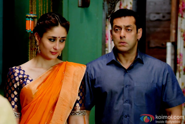 Kareena Kapoor Khan and Salman Khan in a still from movie 'Bajrangi Bhaijaan'