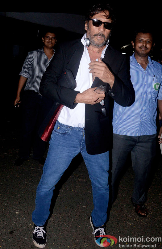  Jackie Shroff Snapped At Domestic Airport