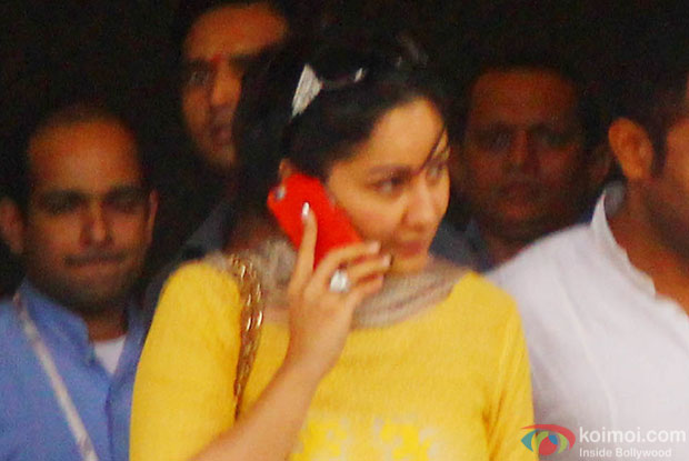 Mannyata Dutt Snapped at Airport.