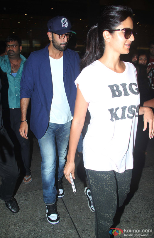 Ranbir Kapoor And Katrina Kaif Snapped At Airport