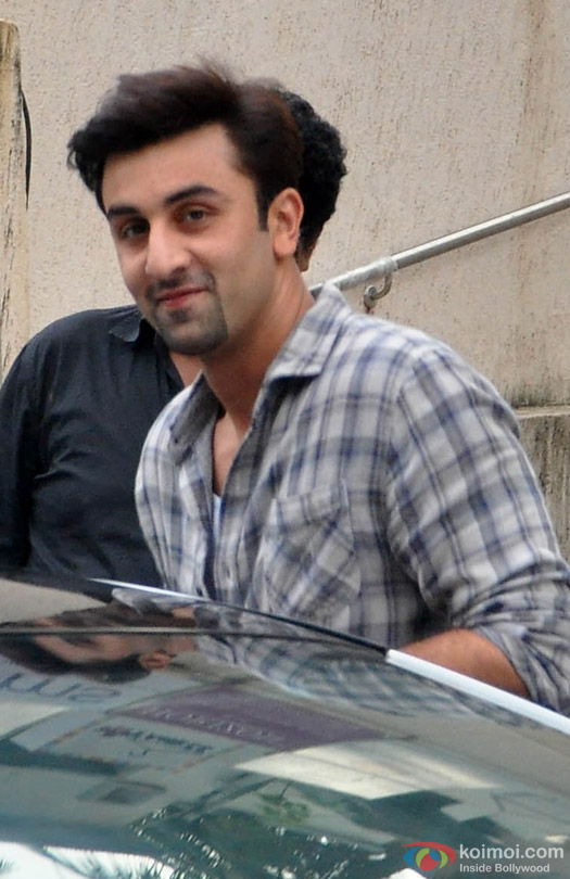 Ranbir Kapoor Snapped At Bandra