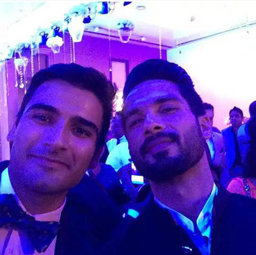 Shahid kapoor at a Selfie Spree after the Wedding