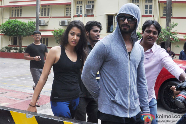 Shahid Kapoor with his wife Mira Rajput spotted outside a gymnasium