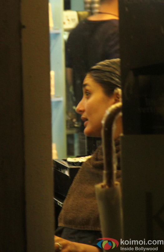 Kareena Kapoor Snapped at The Salon in Bandra
