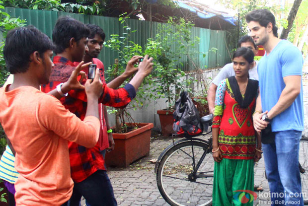 Sooraj Pancholi snapped in bandra