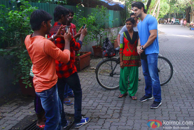 Sooraj Pancholi snapped in bandra