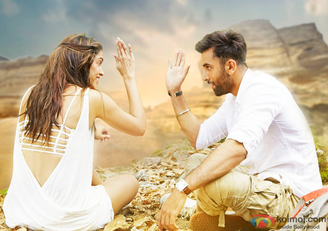 Deepika Padukone and Ranbir Kapoor in Tamasha Movie Stills Pic 2