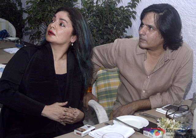 Pooja Bhatt and Rahul Roy during the launch of Aashiqui Actress Anu Aggarwal's book 'Anusual'