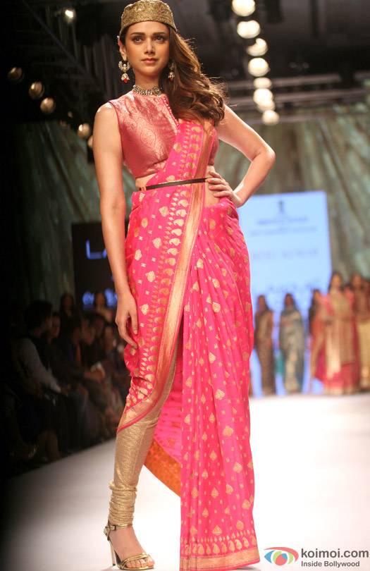 Aditi Rao Hydari walks the ramp at Lakme Fashion Week Winter/Festive 2015
