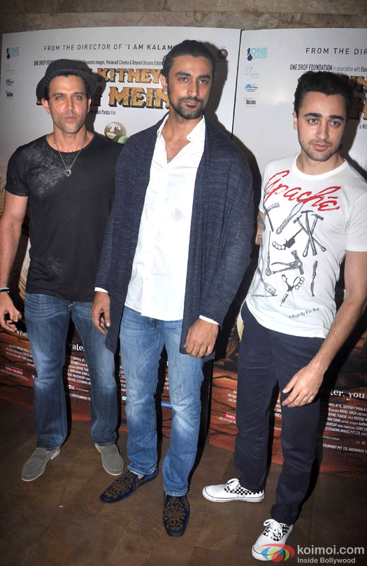 Hrithik Roshan, Kunal Kapoor and Imran Khan during the screening of movie 'Kaun Kitney Paani Mein'