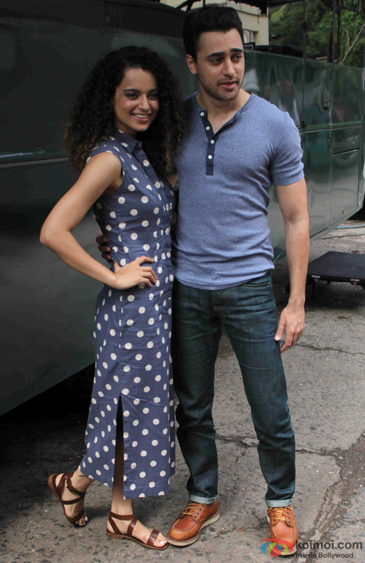 Kangana Ranaut and Imran Khan during the promotion of movie 'Katti Batti' Kangana Ranaut and Imran Khan during the promotion of movie 'Katti Batti'