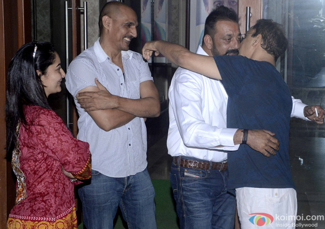 Manyata Dutt, Sanjay Dutt and Vidhu Vinod Chopra snapped at Sanjay Dutt's Residence
