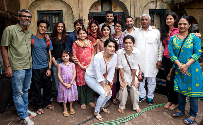 Aamir Khan To Cast 100 Locals For 'Dangal' - Koimoi