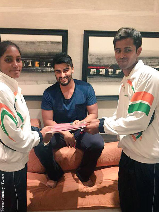 Arjun Kapoor supports Slum Soccer Team