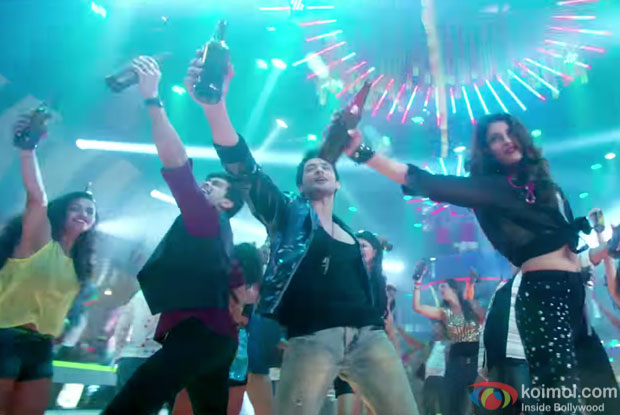 'Party Karni Hai'  song still from movie 'Wedding Pullav'