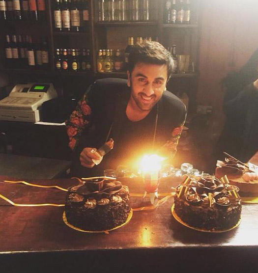 Ranbir Kapoor Celebrates His Birthday On The Sets Of 'Ae Dil Hai Mushkil'