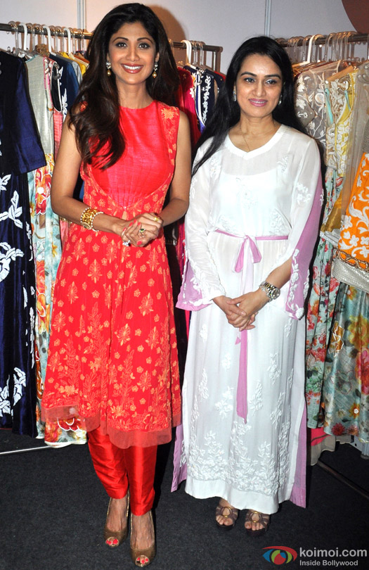 Shilpa Shetty and Padmini Kolhapure during the Inauguration of IMC Ladies Wing Exhibition