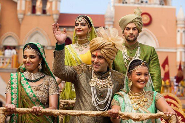 Sonam Kapoor and Salman Khan and Neil Nitin Mukesh in a still from movie 'Prem Ratan Dhan Payo' Sonam Kapoor and Salman Khan and Neil Nitin Mukesh in a still from movie 'Prem Ratan Dhan Payo'