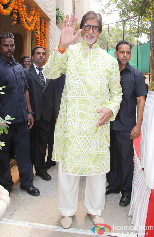  Amitabh Bachchan Celebrates 73rd Birthday