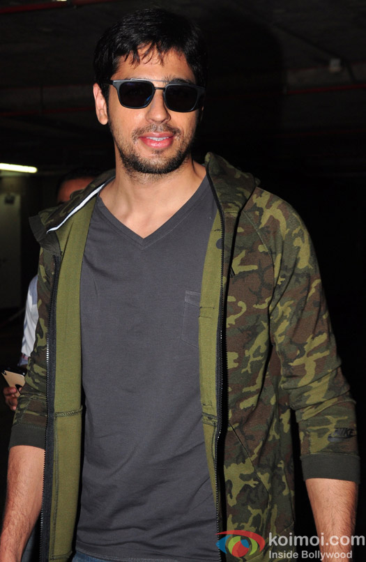 Sidharth Malhotra spotted at airport