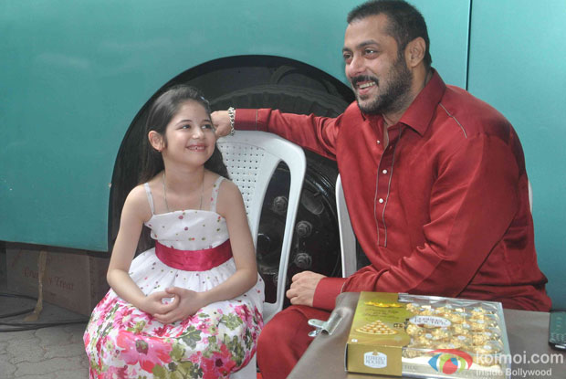 Salman Khan and Harshaali Malhotra spotted at Mehboob studio