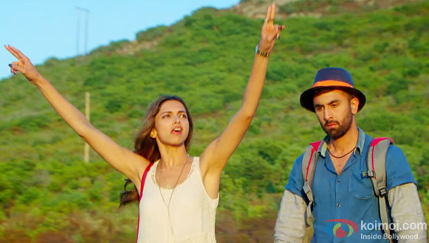 Deepika Padukone and Ranbir Kapoor in a 'Wat Wat Wat' song still from 'Tamasha'