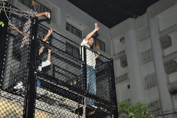 Shah Rukh Khan Celebrating His 50th Birthday