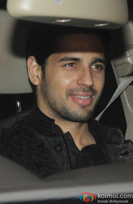 Sidharth Malhotra attend Akshay Kumar's Diwali party