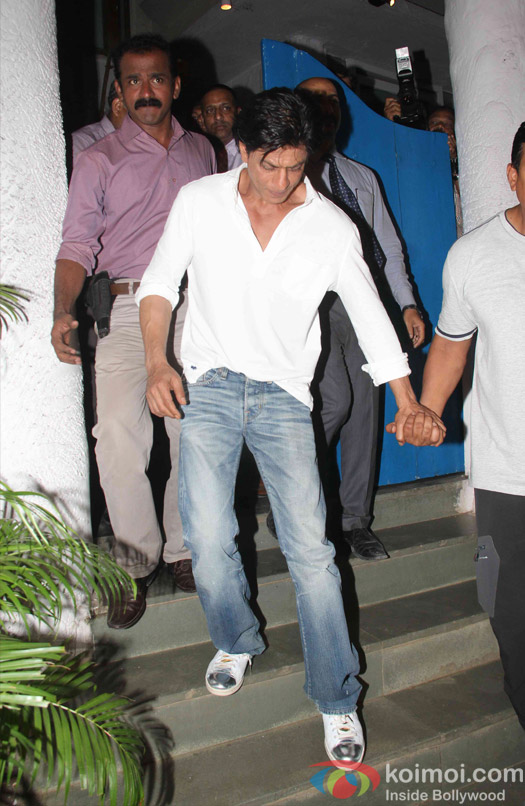 Shah Rukh Khan spotted at Bandra