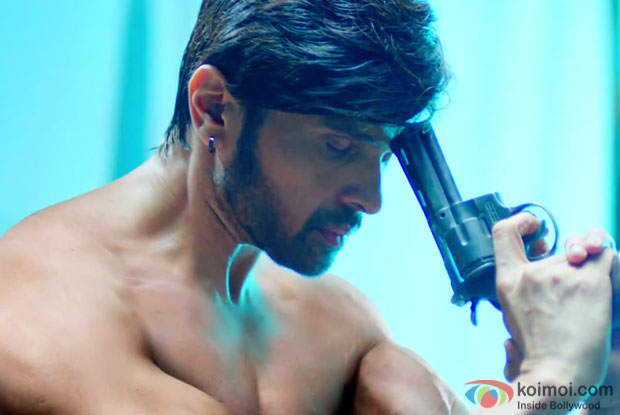 Himesh Reshammiya in a still from 'Teraa Surroor'